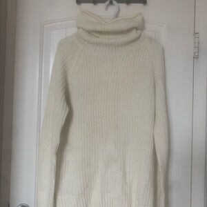 Elegant Cream Turtleneck Sweater